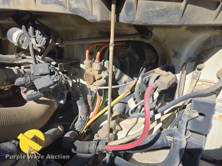 image for item EI4106 2010 International Durastar 4300 truck cab and chassis