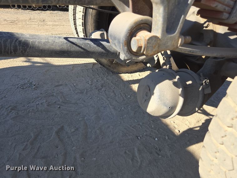 image for item EI4106 2010 International Durastar 4300 truck cab and chassis