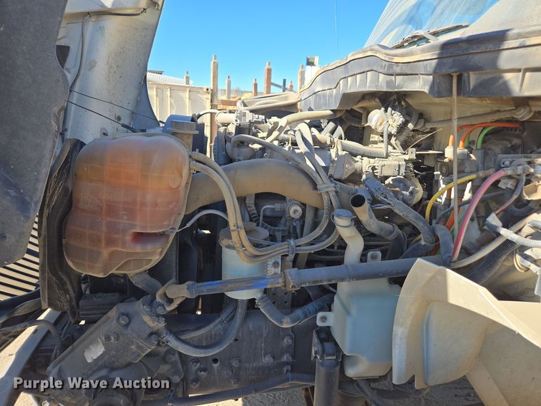 image for item EI4107 2010 International Durastar 4300 truck cab and chassis