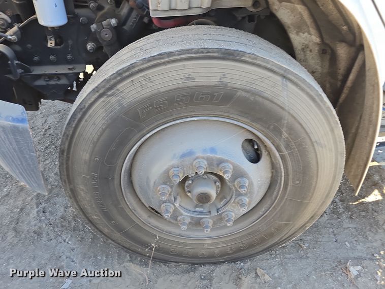 image for item EI4108 2008 Freightliner Business Class M2 truck cab and chassis