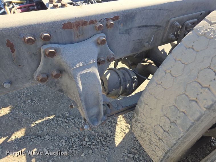 image for item EI4108 2008 Freightliner Business Class M2 truck cab and chassis