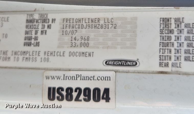 image for item EI4108 2008 Freightliner Business Class M2 truck cab and chassis