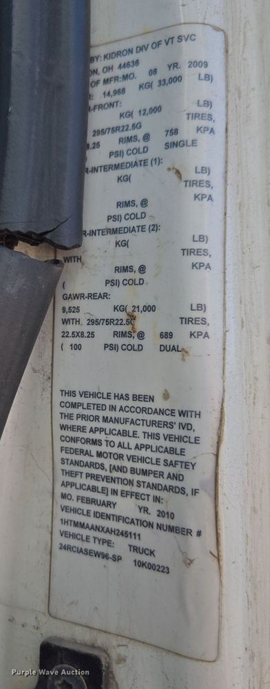 image for item EI4109 2010 International Durastar 4300 truck cab and chassis