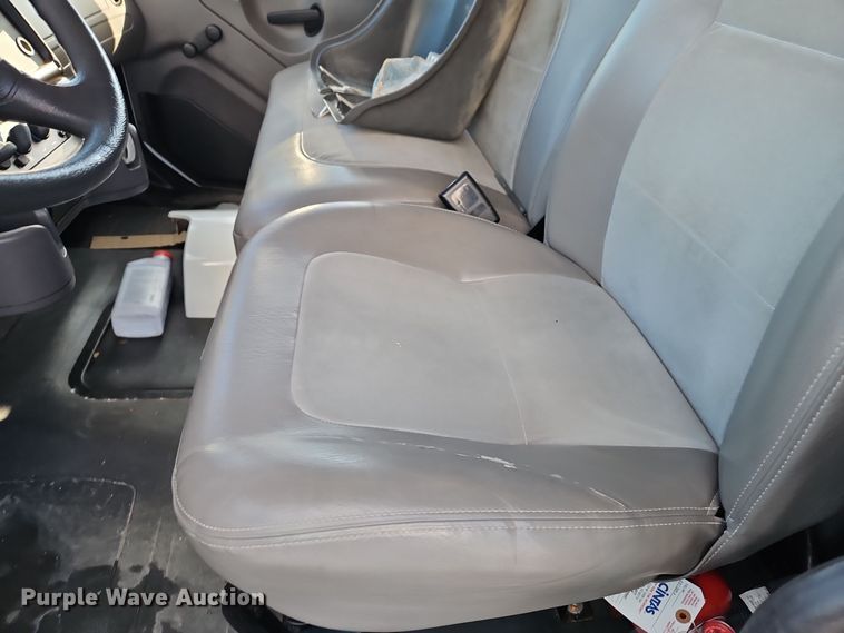 image for item EI8794 2011 Freightliner Business Class M2 box truck