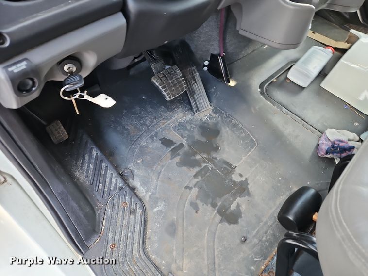 image for item EI8794 2011 Freightliner Business Class M2 box truck