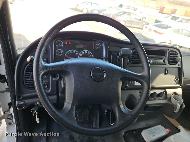 image for item EI8794 2011 Freightliner Business Class M2 box truck