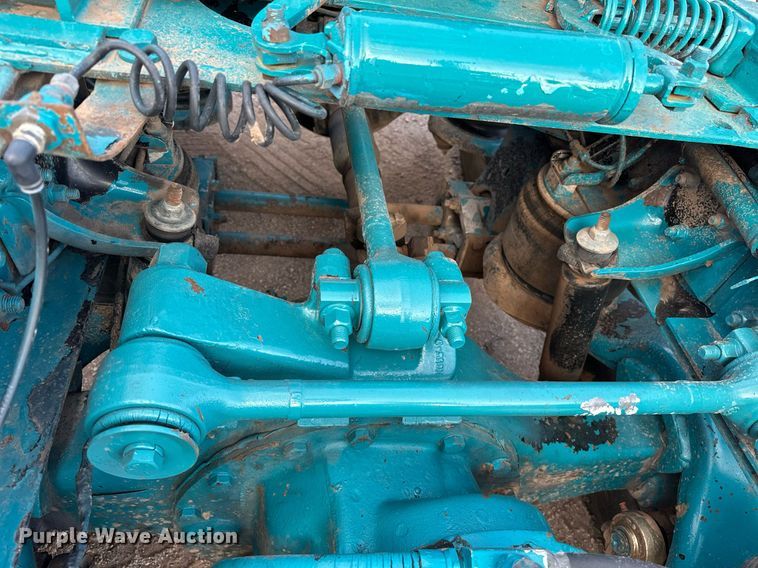 image for item EJ5274 1987 Freightliner semi truck