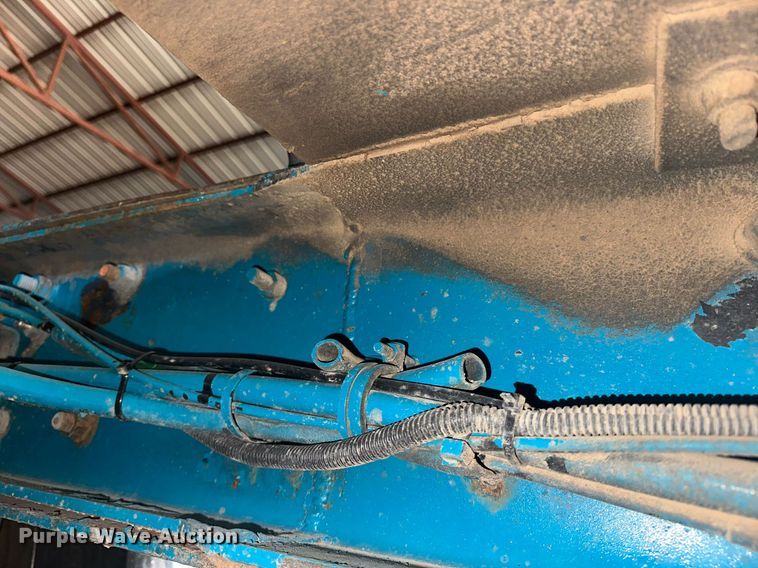 image for item EJ5274 1987 Freightliner semi truck