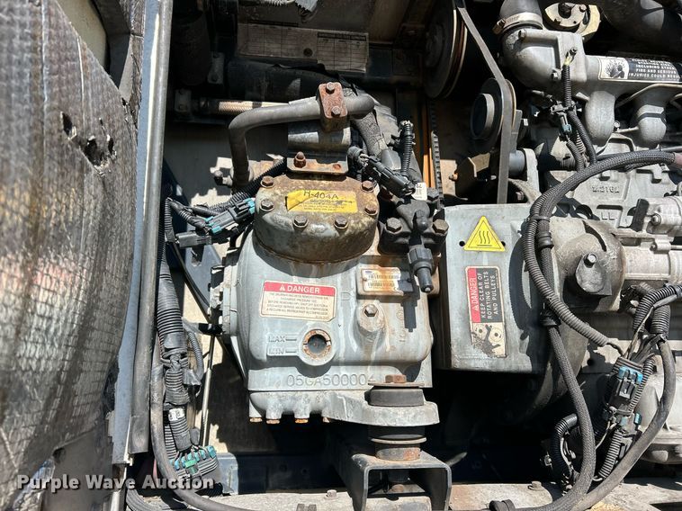 image for item EK2545 2008 Wabash refrigerated van trailer