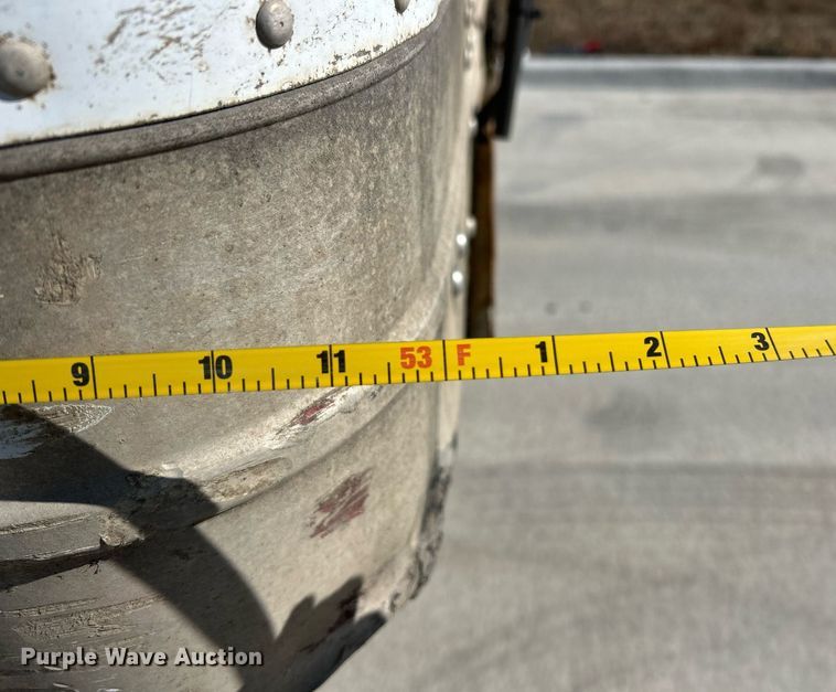 image for item EK2545 2008 Wabash refrigerated van trailer