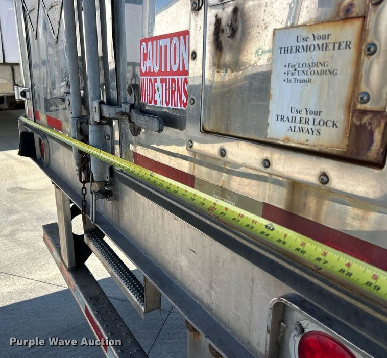 image for item EK2545 2008 Wabash refrigerated van trailer