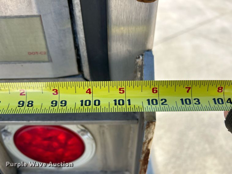 image for item EK2545 2008 Wabash refrigerated van trailer