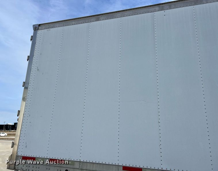 image for item EK2546 2009 Wabash refrigerated van trailer