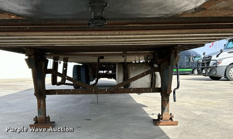 image for item EK2546 2009 Wabash refrigerated van trailer