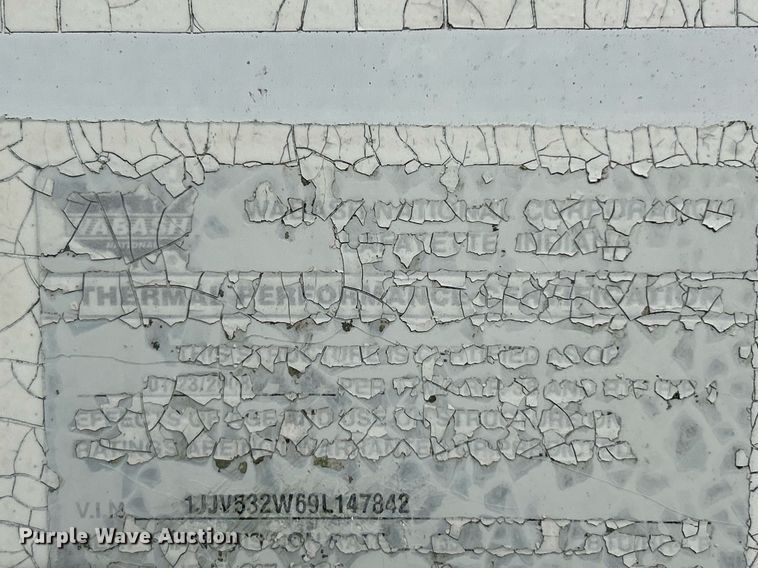 image for item EK2546 2009 Wabash refrigerated van trailer