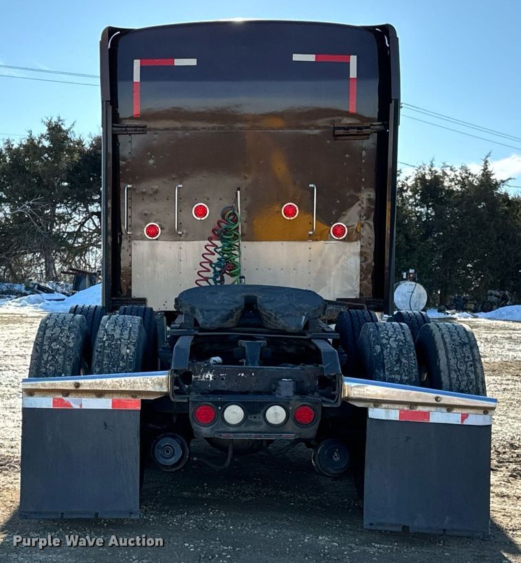 image for item EN5042 1997 Kenworth W900 semi truck