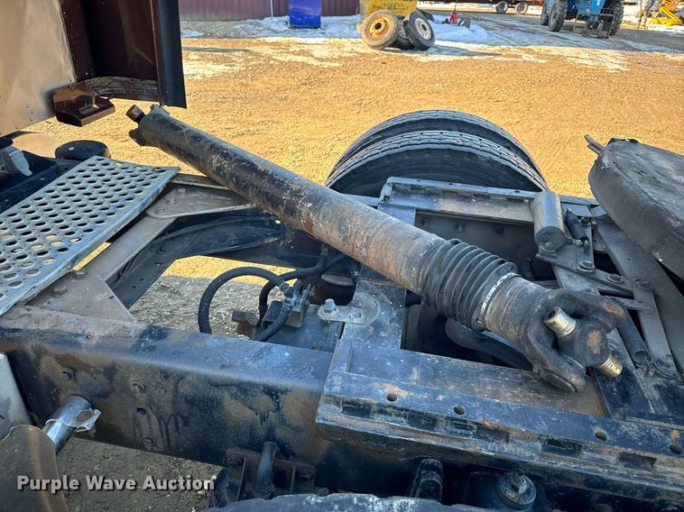 image for item EN5042 1997 Kenworth W900 semi truck