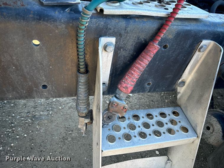 image for item EN5042 1997 Kenworth W900 semi truck