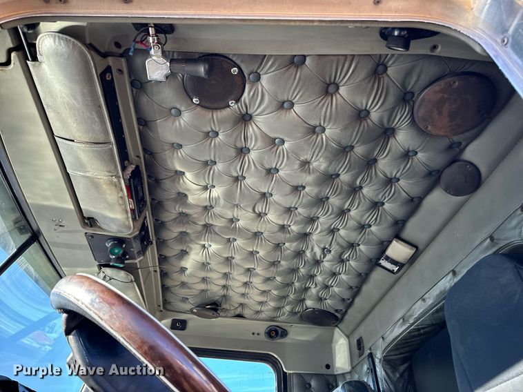 image for item EN5042 1997 Kenworth W900 semi truck