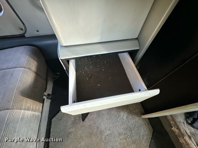 image for item EN5042 1997 Kenworth W900 semi truck