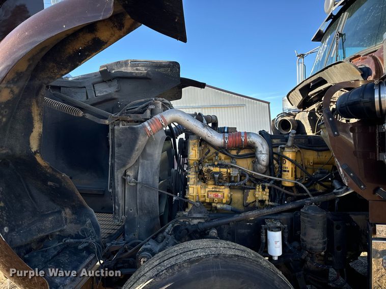 image for item EN5042 1997 Kenworth W900 semi truck