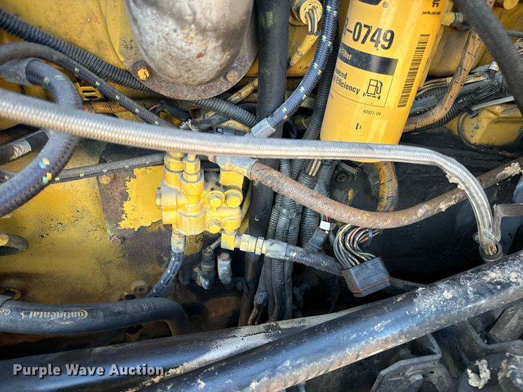 image for item EN5042 1997 Kenworth W900 semi truck