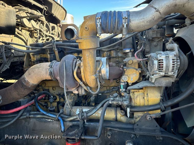 image for item EN5042 1997 Kenworth W900 semi truck