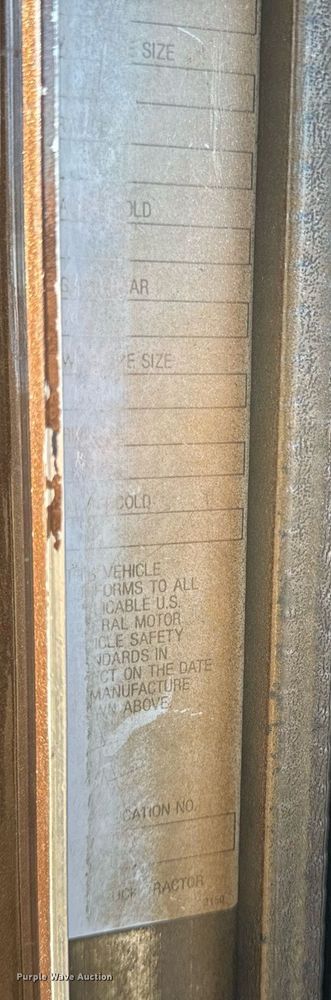 image for item EN5042 1997 Kenworth W900 semi truck