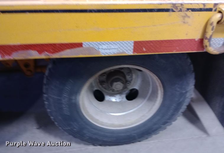 image for item EO0507 2013 Felling FT-20-2 equipment trailer