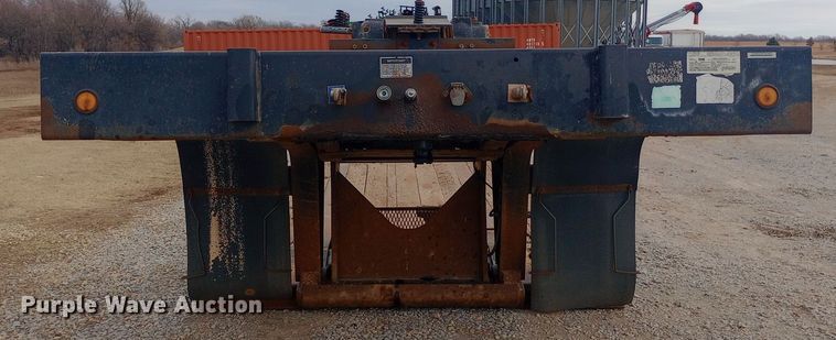 image for item EO0538 2004 Landoll 825F lowboy equipment trailer