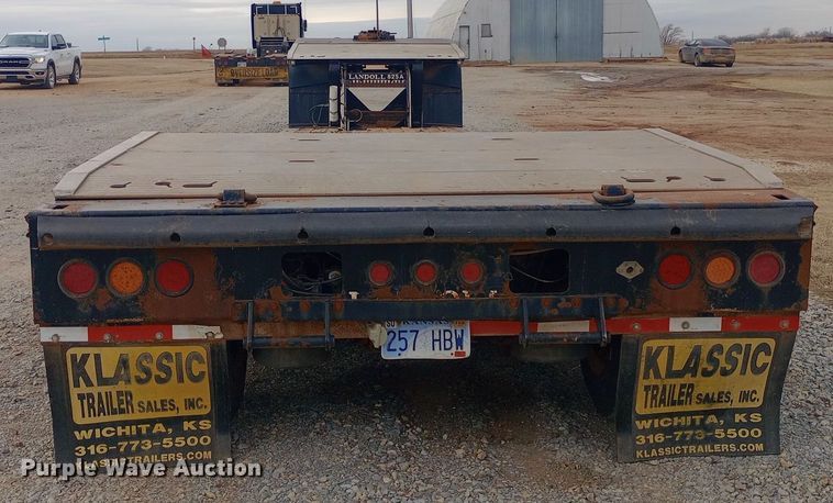 image for item EO0538 2004 Landoll 825F lowboy equipment trailer