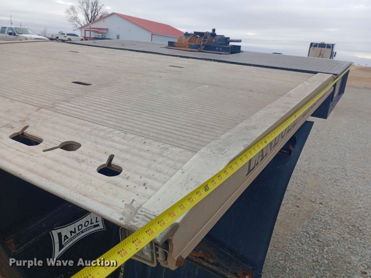 image for item EO0538 2004 Landoll 825F lowboy equipment trailer