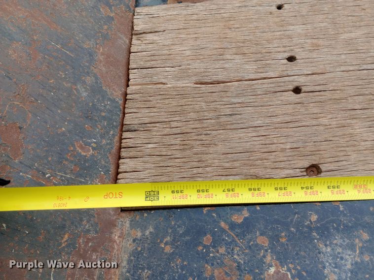 image for item EO0538 2004 Landoll 825F lowboy equipment trailer