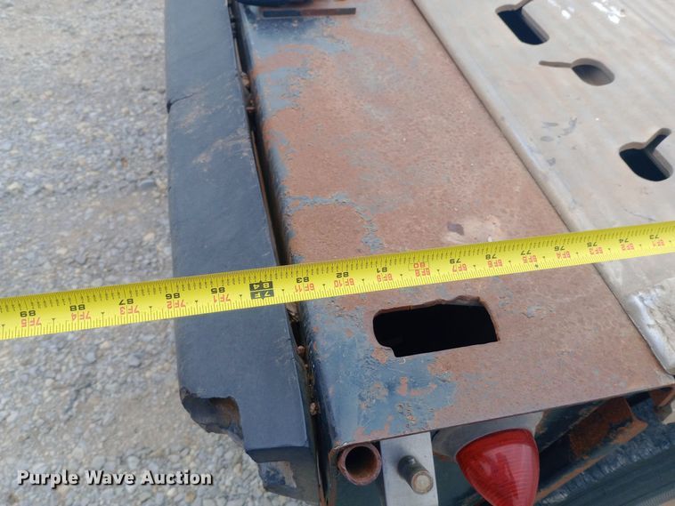 image for item EO0538 2004 Landoll 825F lowboy equipment trailer