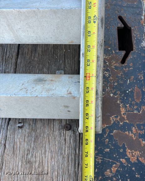 image for item EO0538 2004 Landoll 825F lowboy equipment trailer