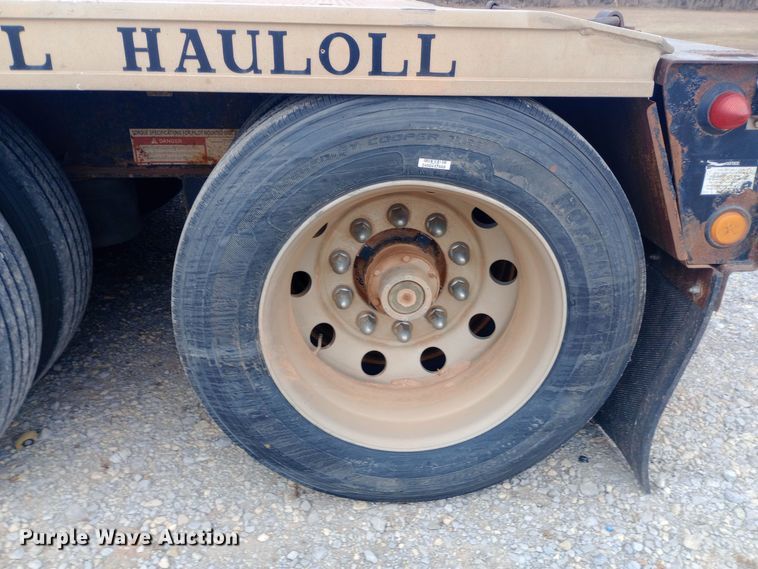 image for item EO0538 2004 Landoll 825F lowboy equipment trailer