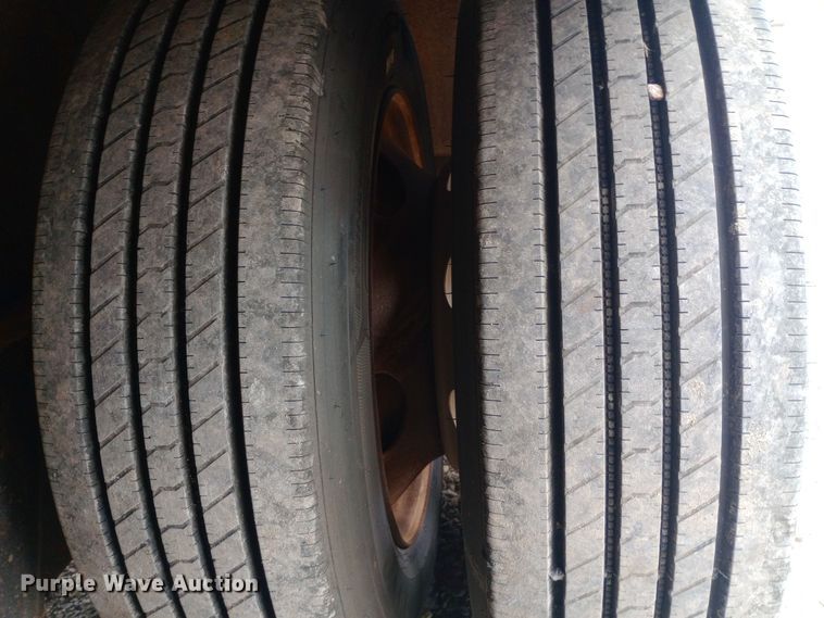 image for item EO0538 2004 Landoll 825F lowboy equipment trailer