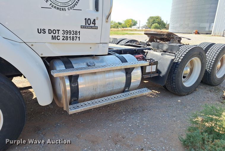 image for item EQ2312 2007 Sterling A-Line semi truck