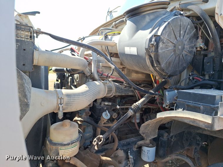 image for item EQ2312 2007 Sterling A-Line semi truck