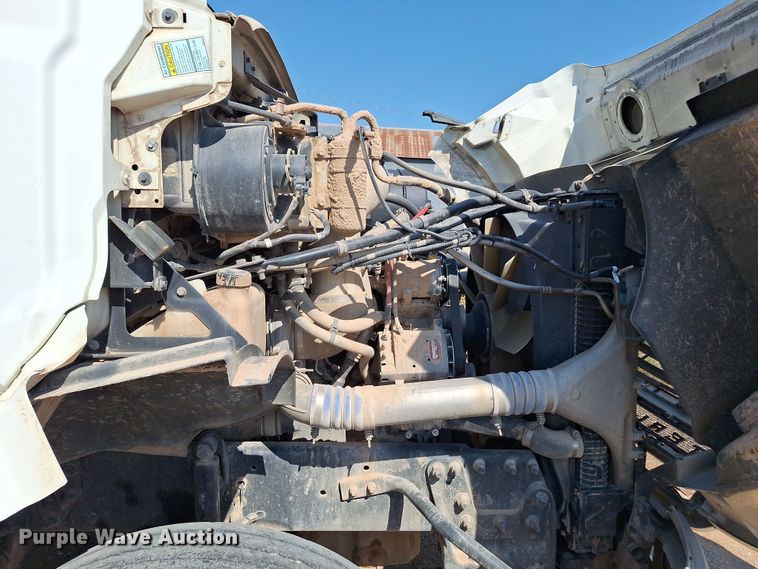 image for item EQ2312 2007 Sterling A-Line semi truck