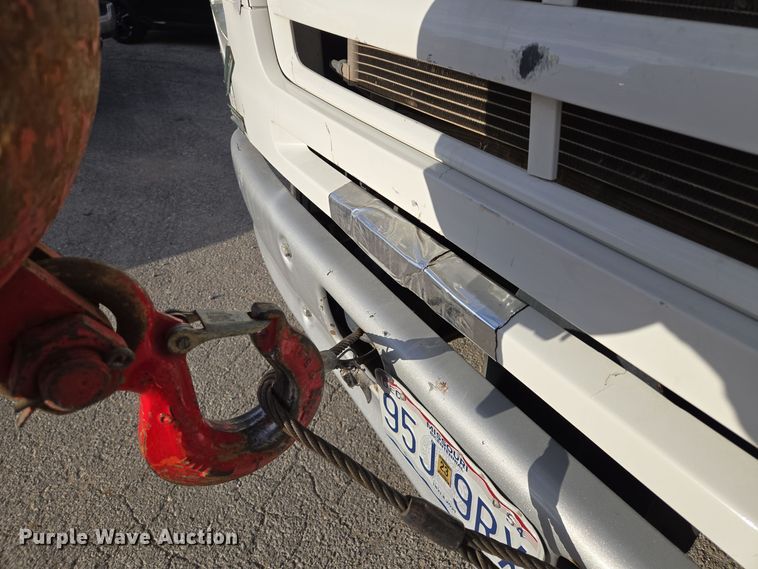 image for item EQ3832 2003 Sterling  L7500 crane truck