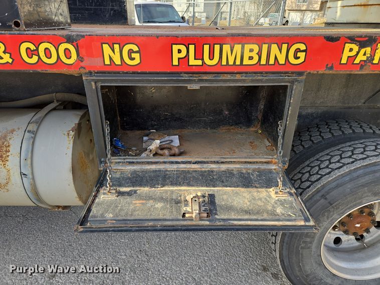 image for item EQ3832 2003 Sterling  L7500 crane truck