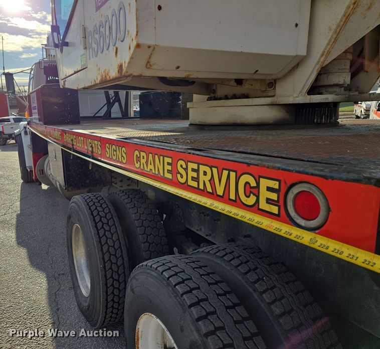 image for item EQ3832 2003 Sterling  L7500 crane truck