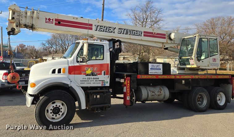image for item EQ3832 2003 Sterling  L7500 crane truck