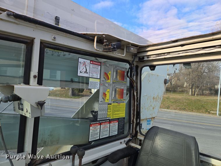 image for item EQ3832 2003 Sterling  L7500 crane truck