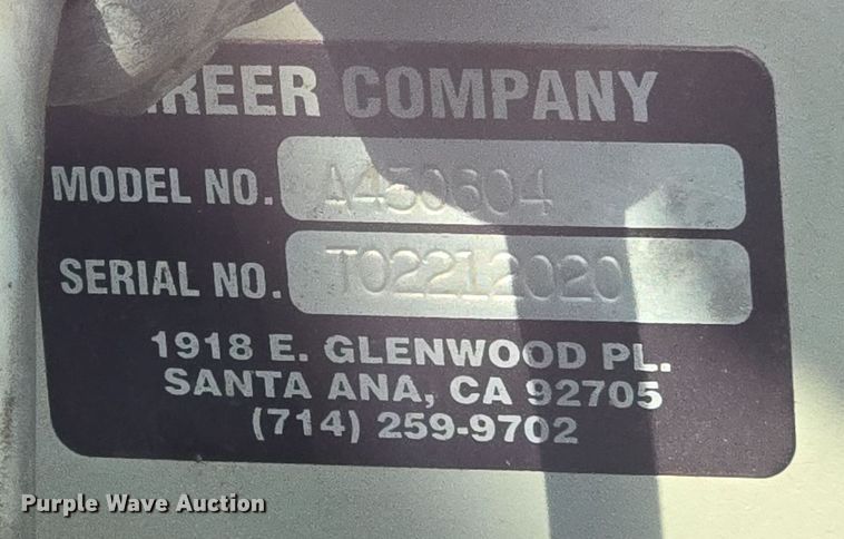 image for item EQ3832 2003 Sterling  L7500 crane truck