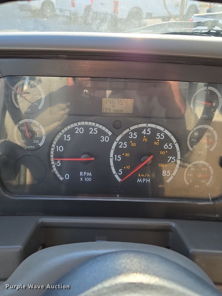 image for item EQ3832 2003 Sterling  L7500 crane truck