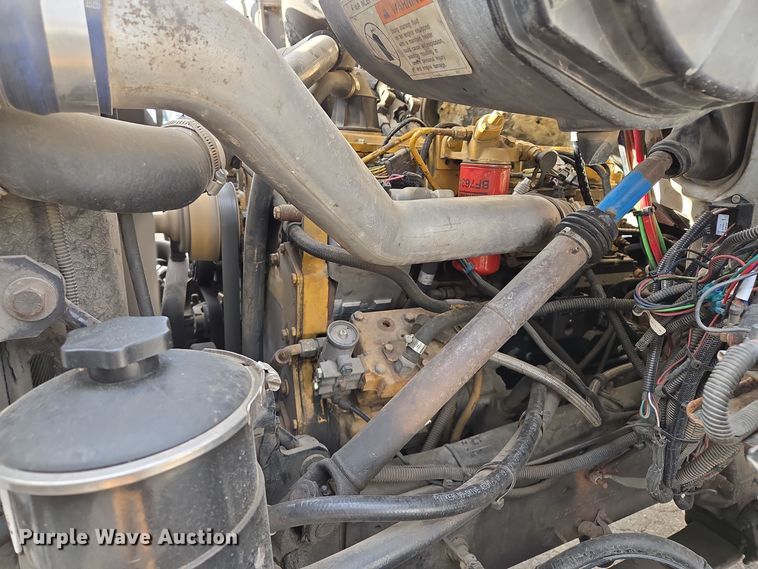 image for item EQ3832 2003 Sterling  L7500 crane truck