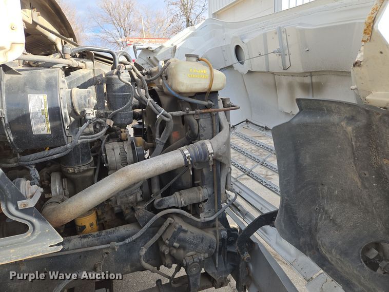 image for item EQ3832 2003 Sterling  L7500 crane truck