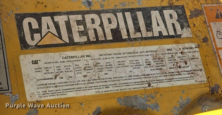 image for item EQ3832 2003 Sterling  L7500 crane truck